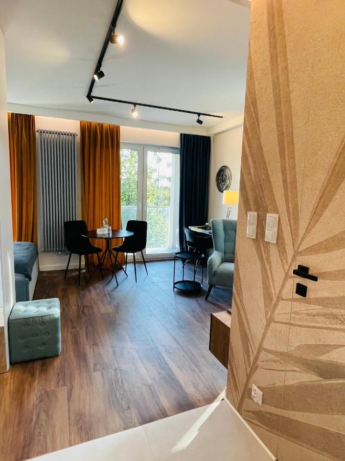 Apartamenty Zlota 15-Lotnicza Street Келце Екстериор снимка